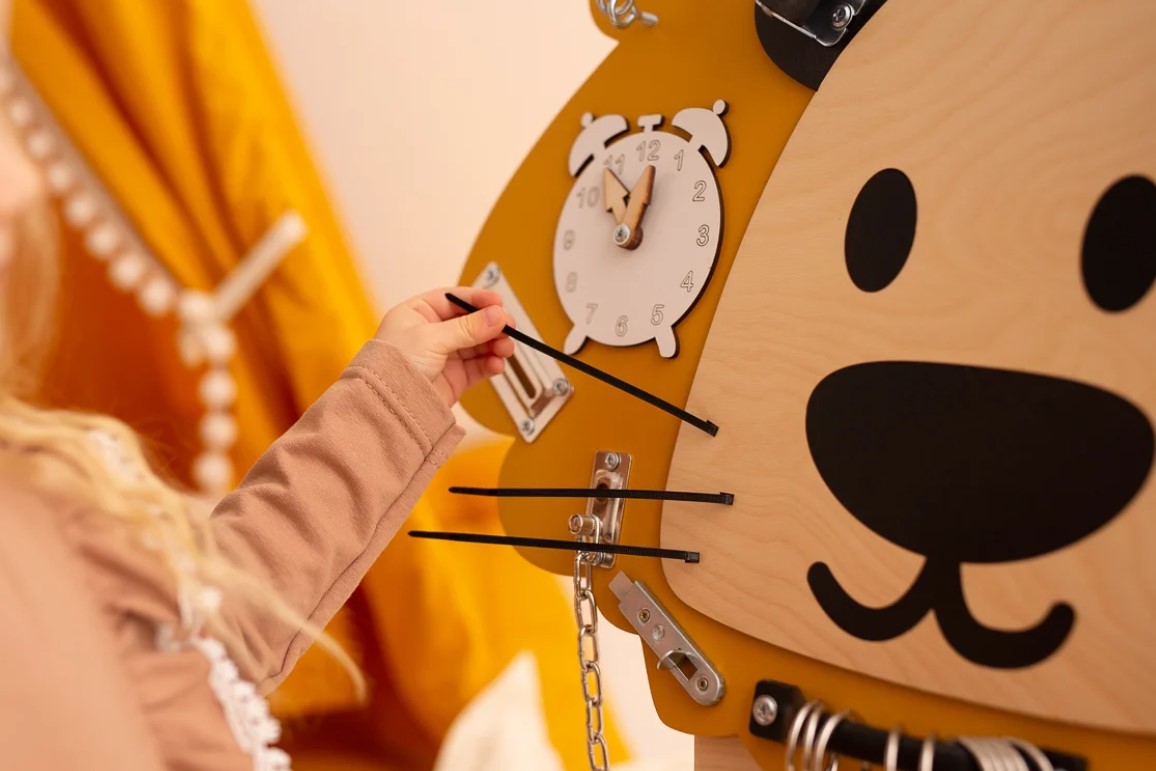 Bezig bestuur Montessori Leeuw