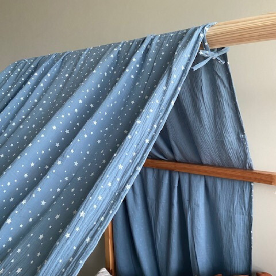Mosterdgele cabine bedhemel voor Ikea Kura bed