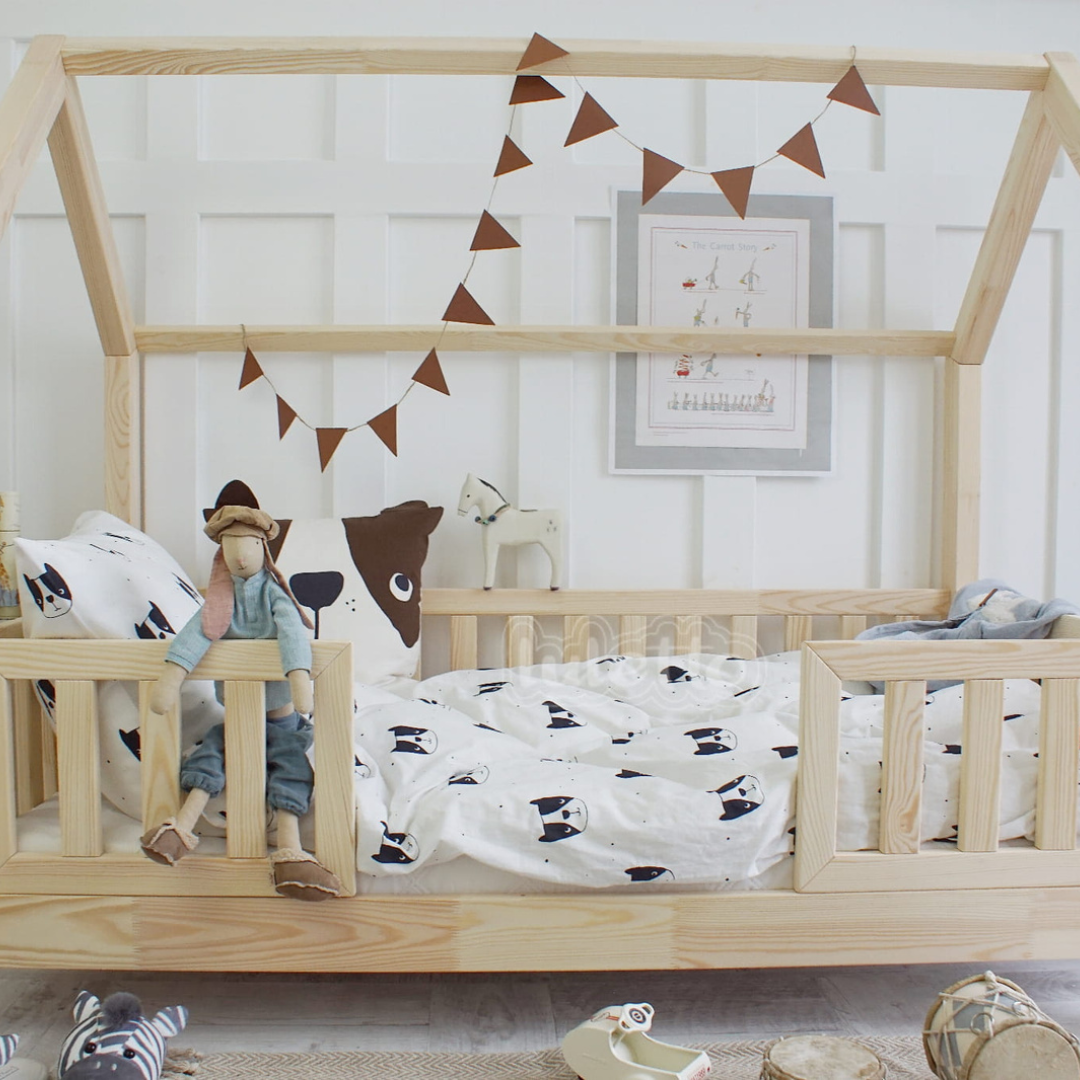 Lit cabane Montessori avec barrière Ugo 90x190cm
