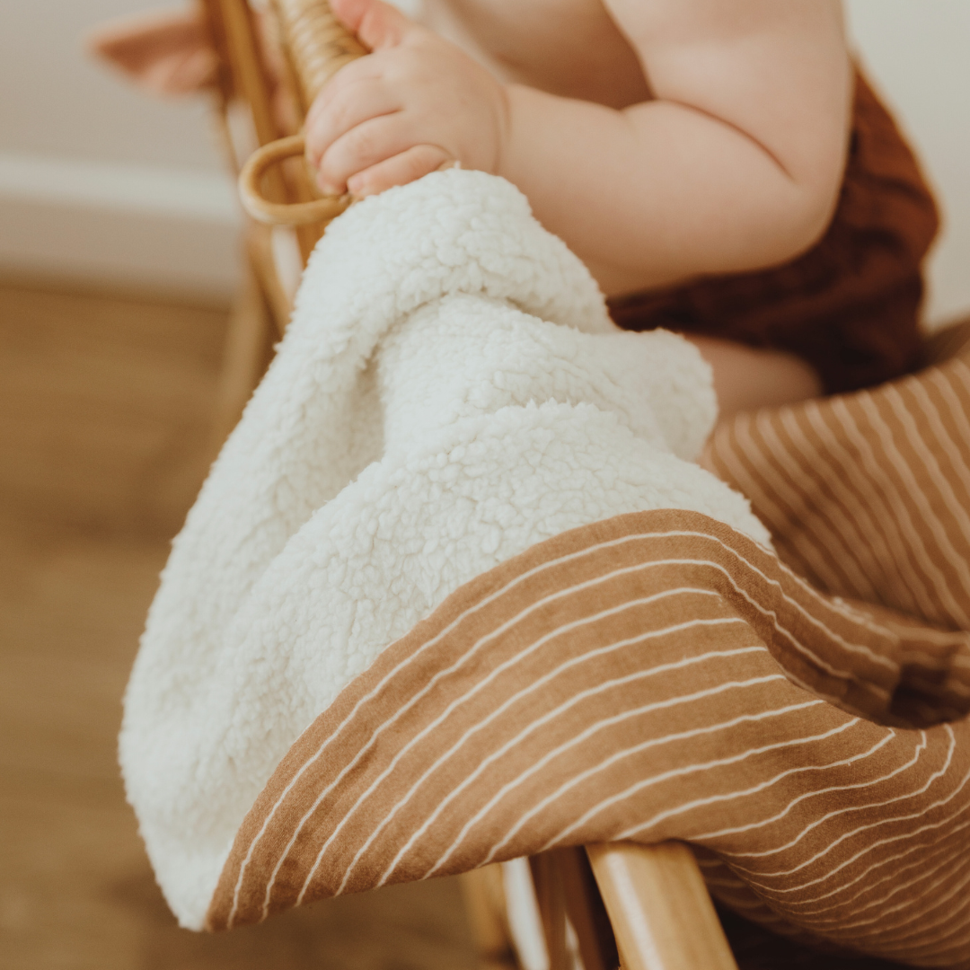 Couverture enfant rayures fines