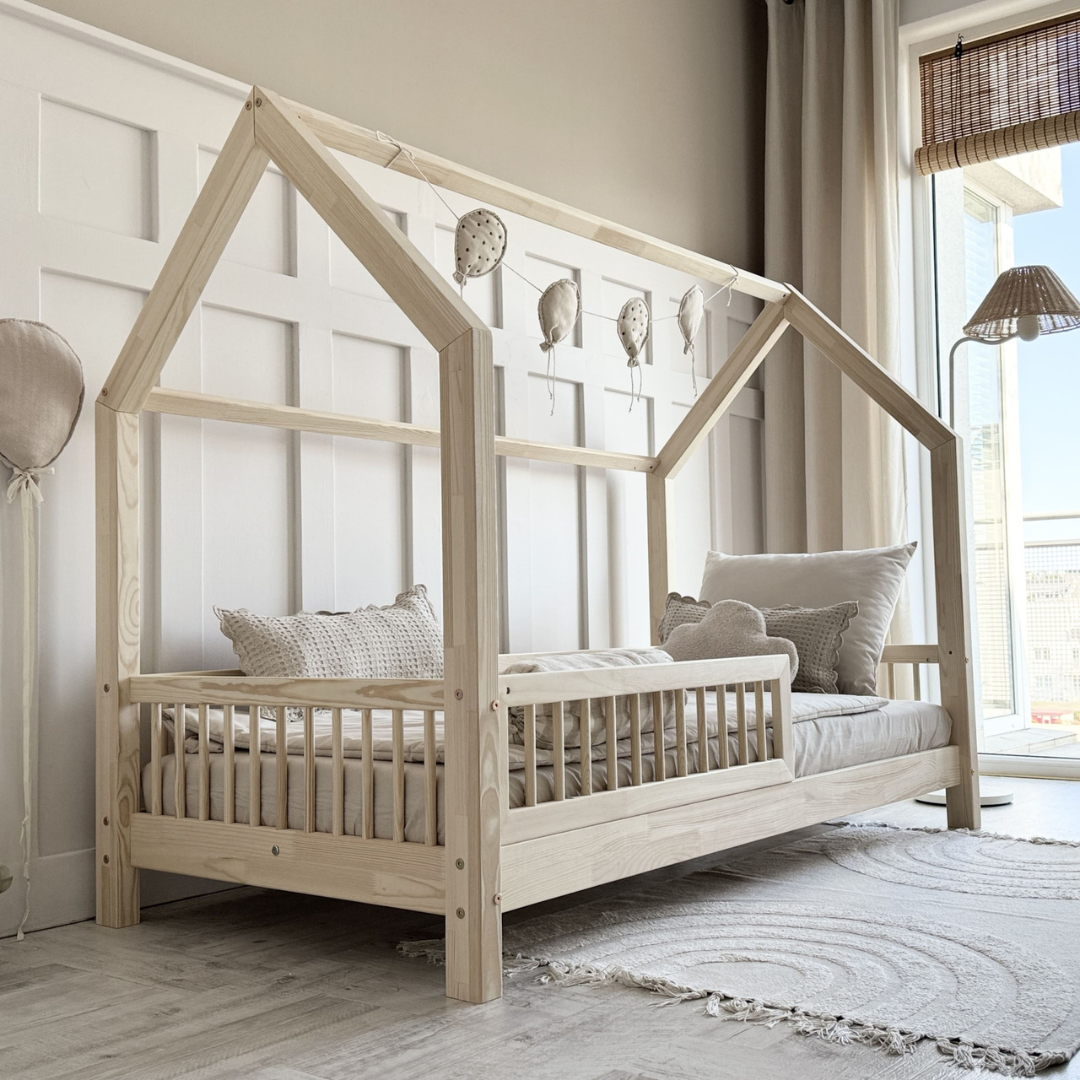 Lit cabane Montessori avec barrière Pia 80x160cm