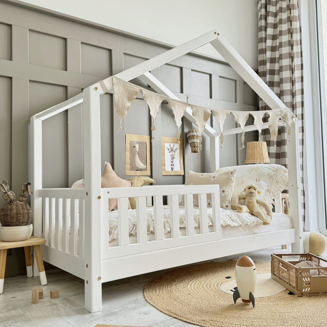 Lit cabane avec barrière Matteo 90x190cm