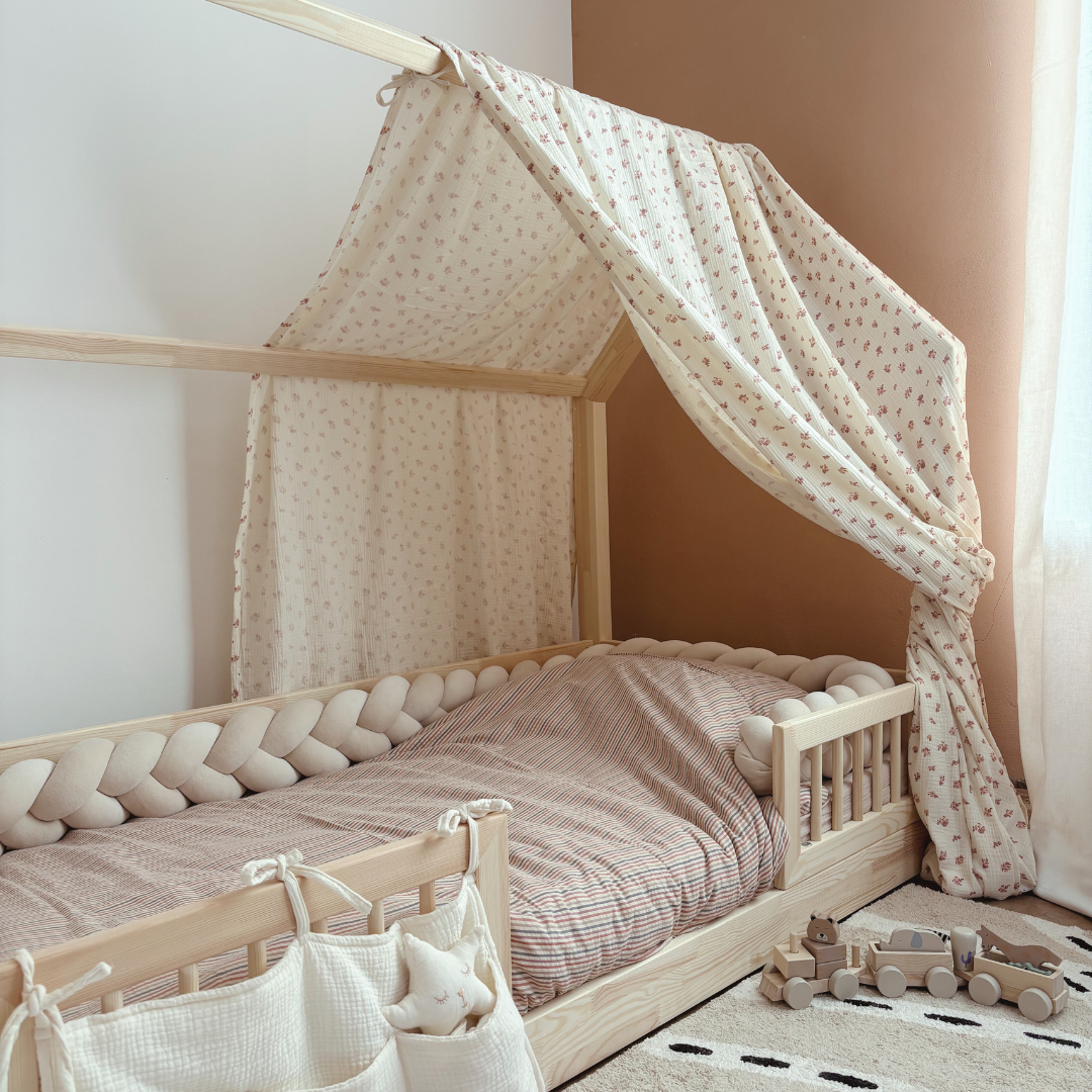 Ciel de lit cabane fleuri HAVA