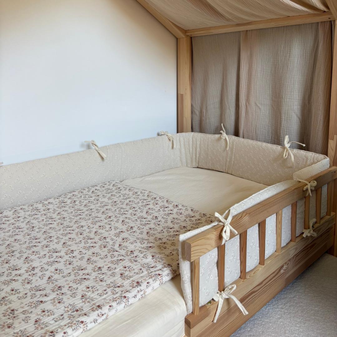 Tour de lit cabane Broderie anglaise Ecru
