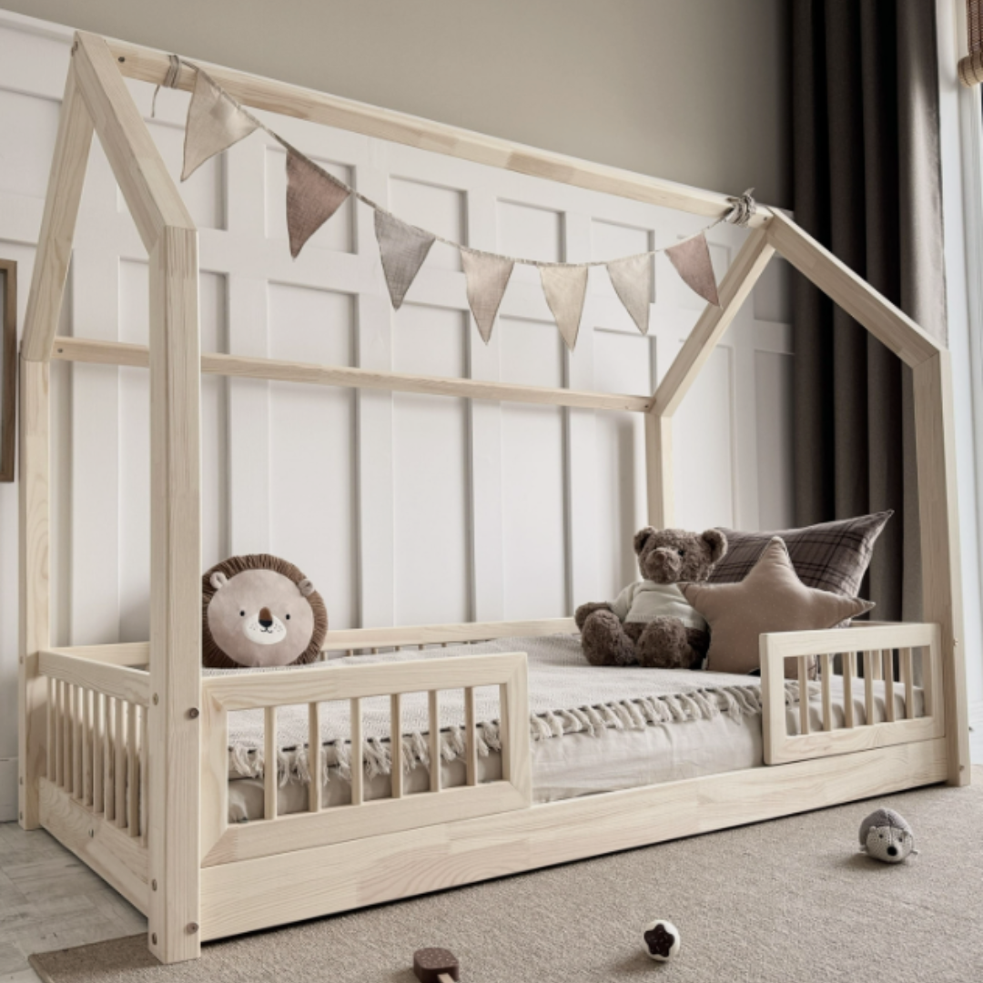 Lit cabane Montessori avec barrière Paola 90x190cm Entrée au milieu