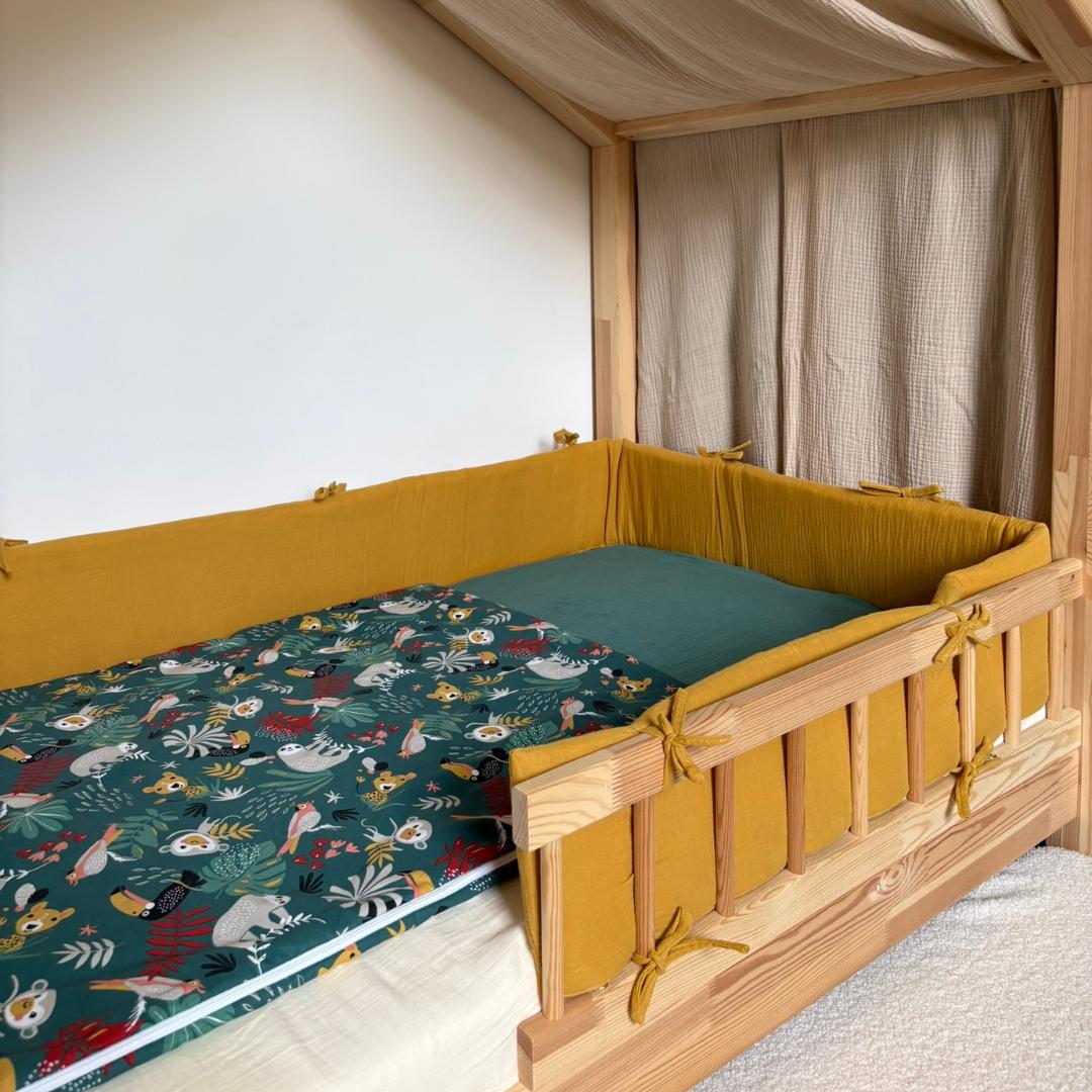 Tour de lit cabane double gaze jaune moutarde