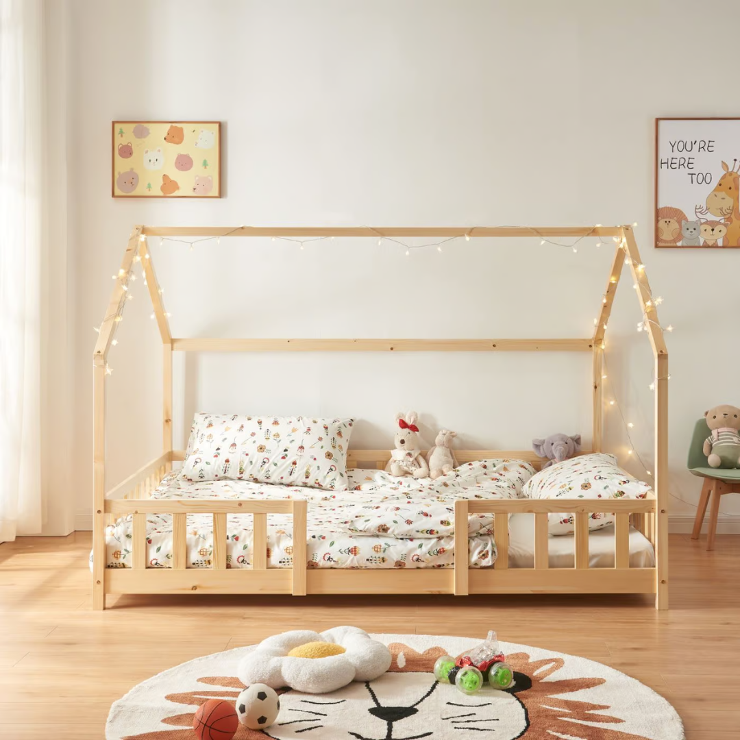Grand lit cabane double avec barrière - 120x200cm - Bois naturel