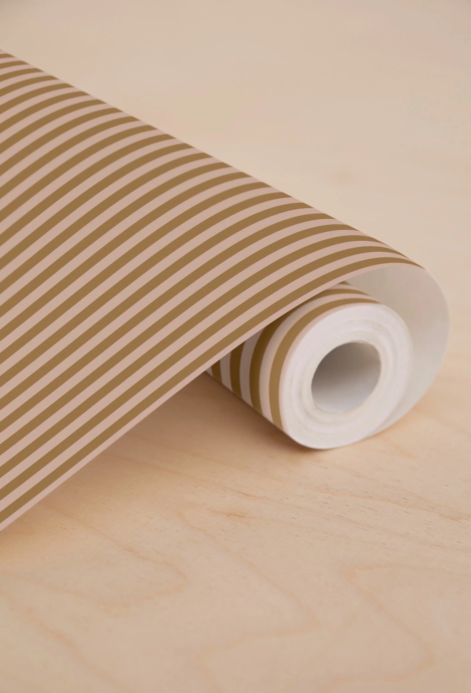 Papier peint enfant rayé