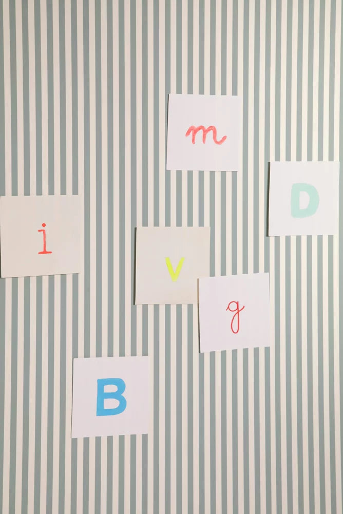 Papier peint enfant rayé