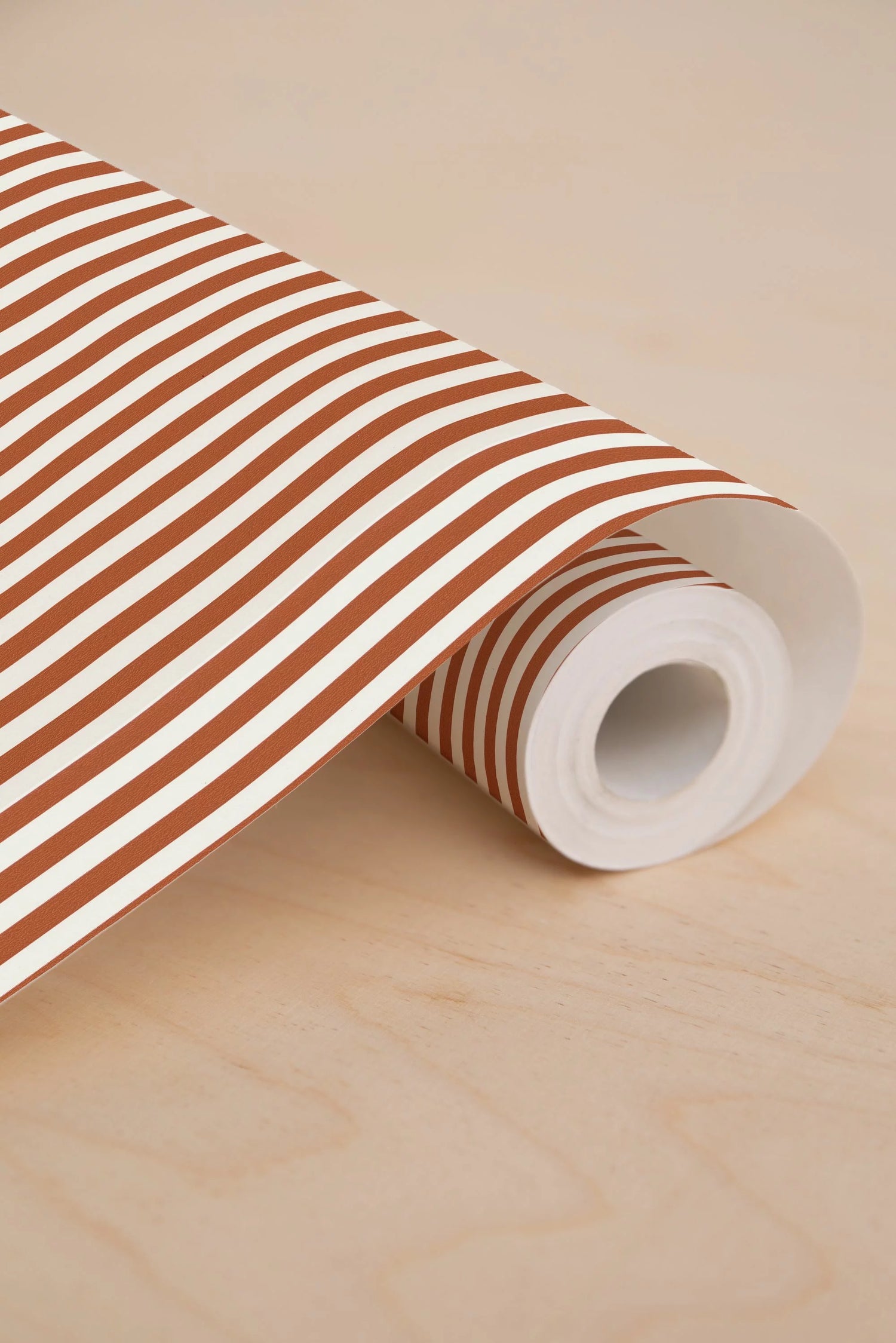 Papier peint enfant rayé