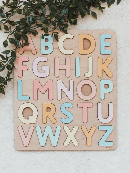 Puzzle alphabet Montessori en bois Pastel