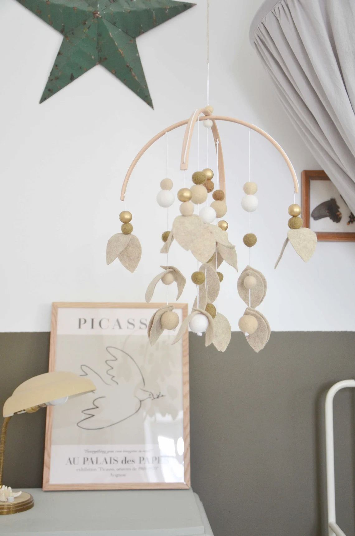 Mobiel Montessori naakt Beige & goud