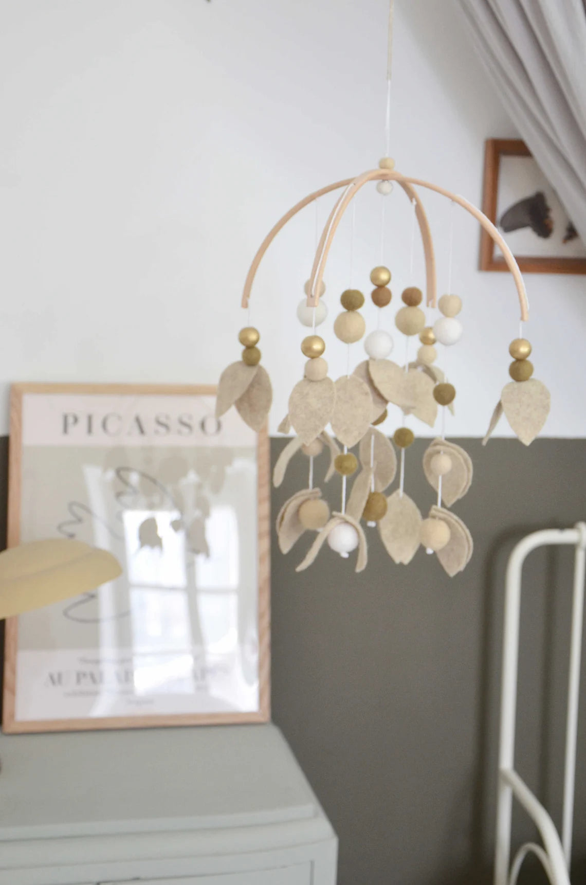 Mobiel Montessori naakt Beige & goud