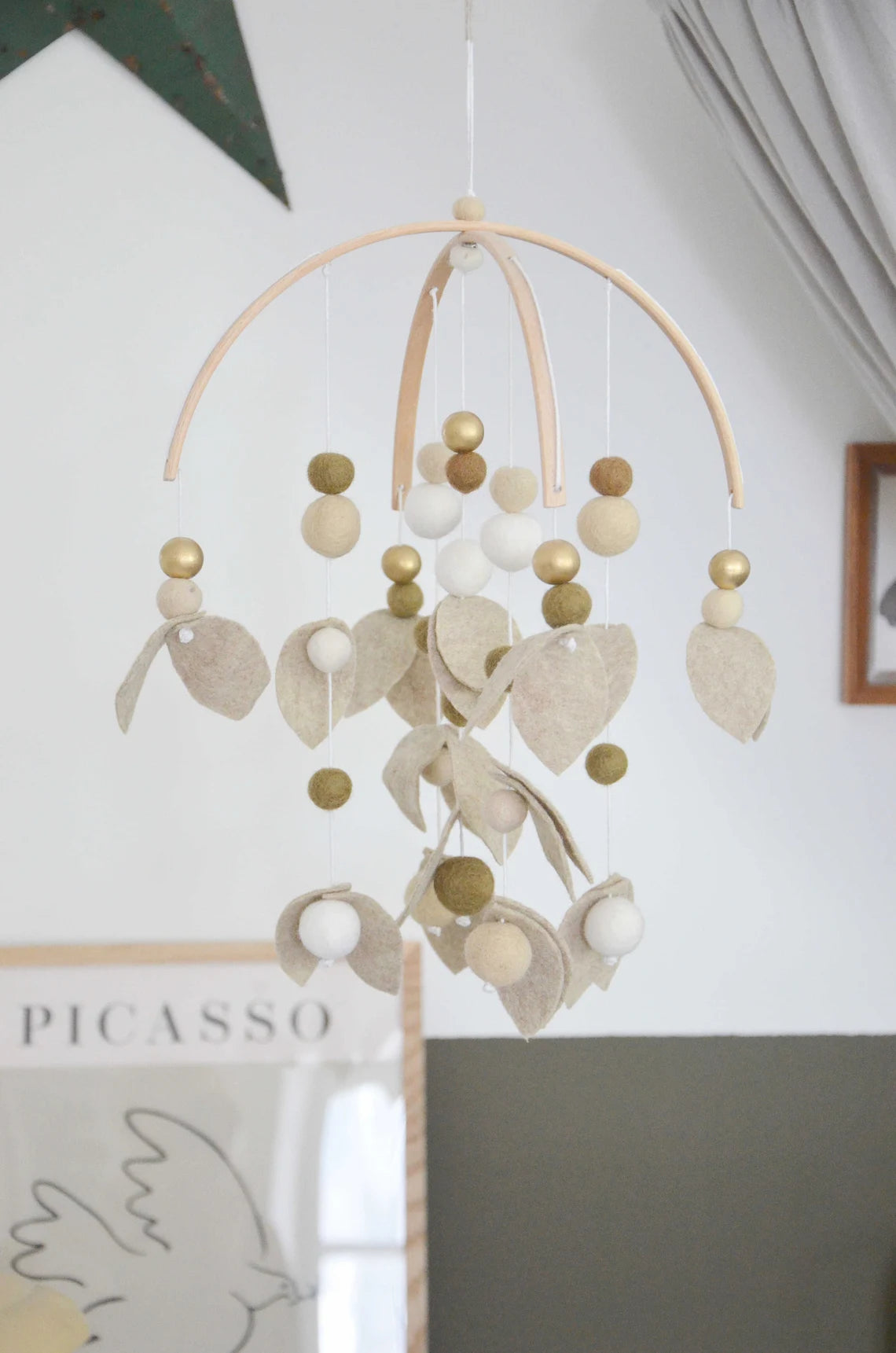 Mobiel Montessori naakt Beige & goud