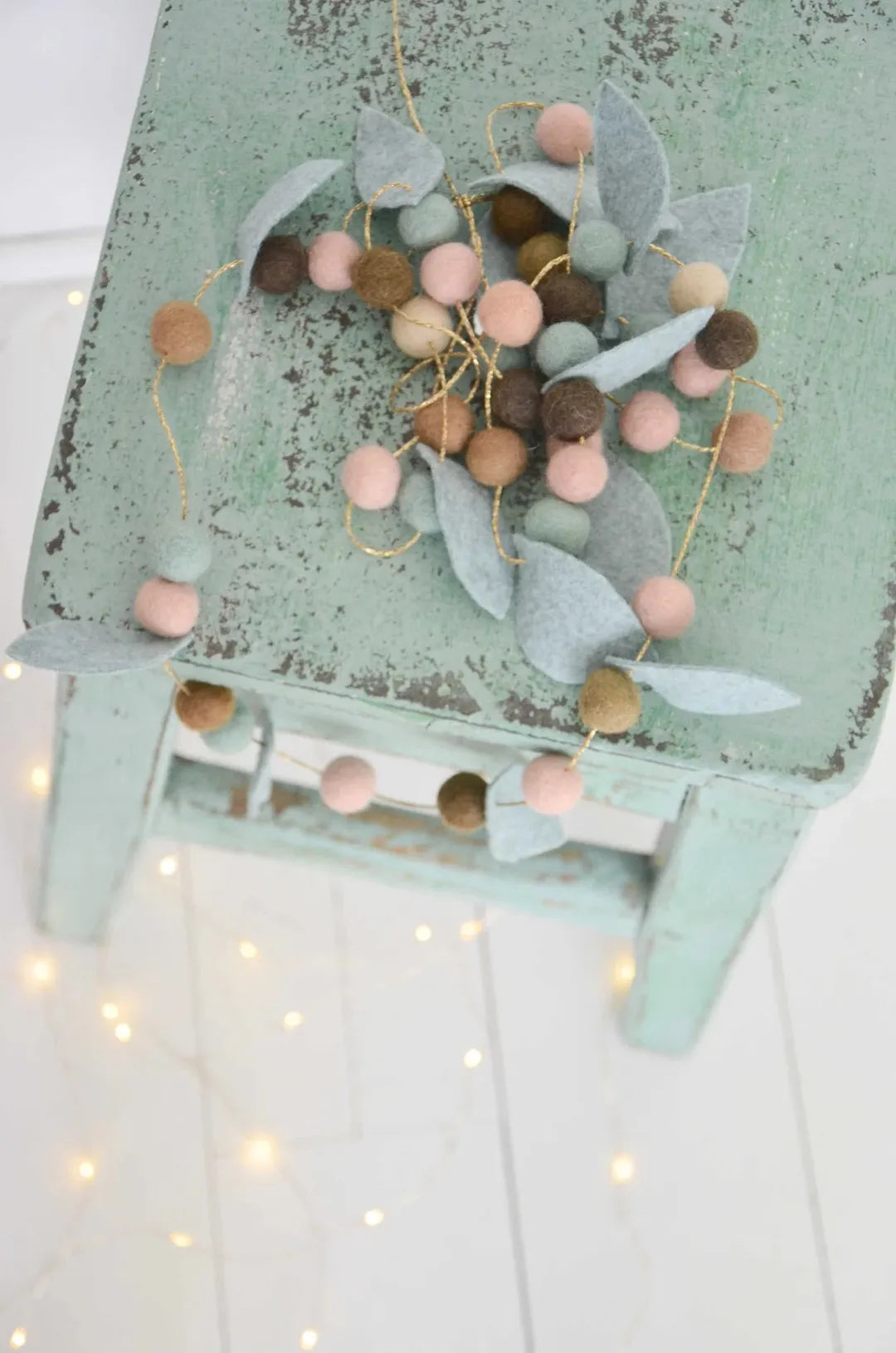 Guirlande chambre bébé Vert & rose