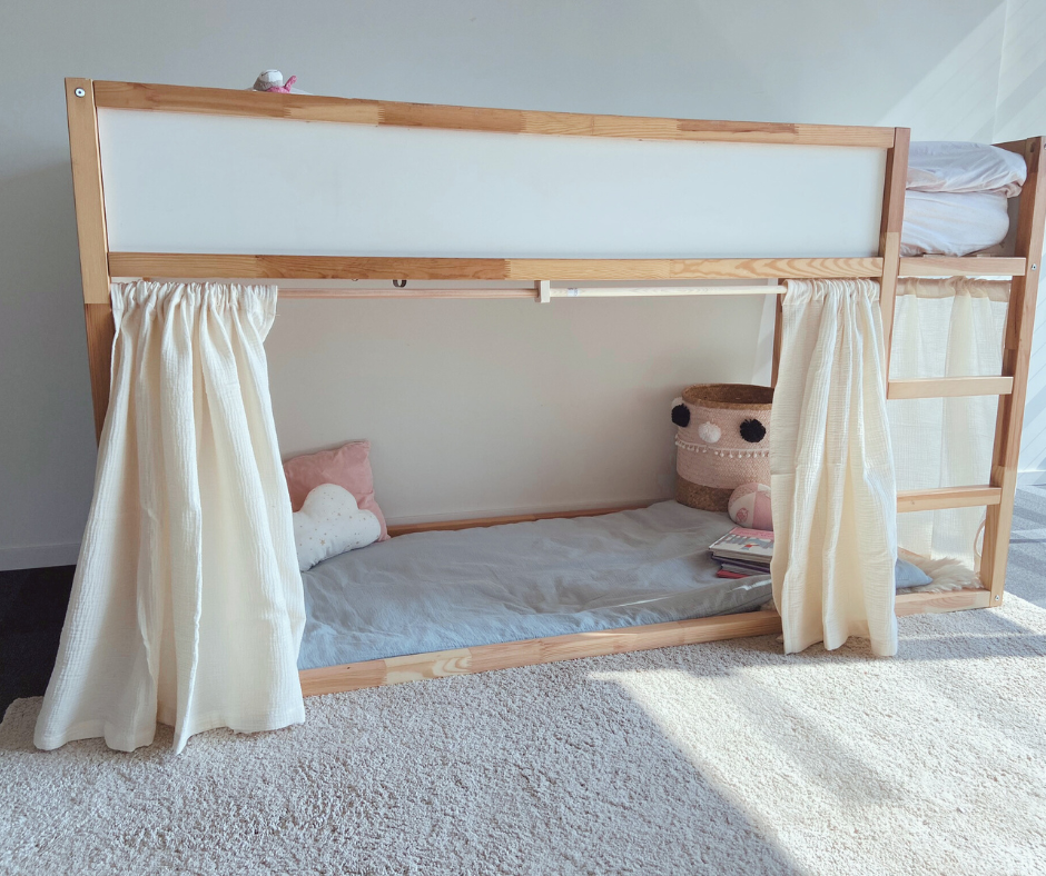 Comment utiliser le lit Kura d'Ikea dans une chambre partagée pour enfants