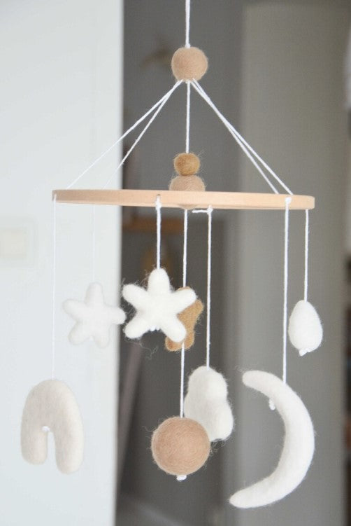 Mobile Montessori Beige, camel &amp; blanc