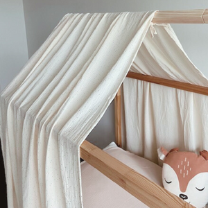 Baldacchino ecrù con pois dorati per letto IKEA Kura