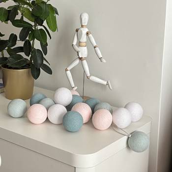 Guirlande lumineuse boule rose, vert & bleu pastel