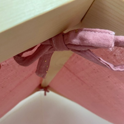 Ciel de lit cabane Rose pois dorés – Love Mama - Main Image