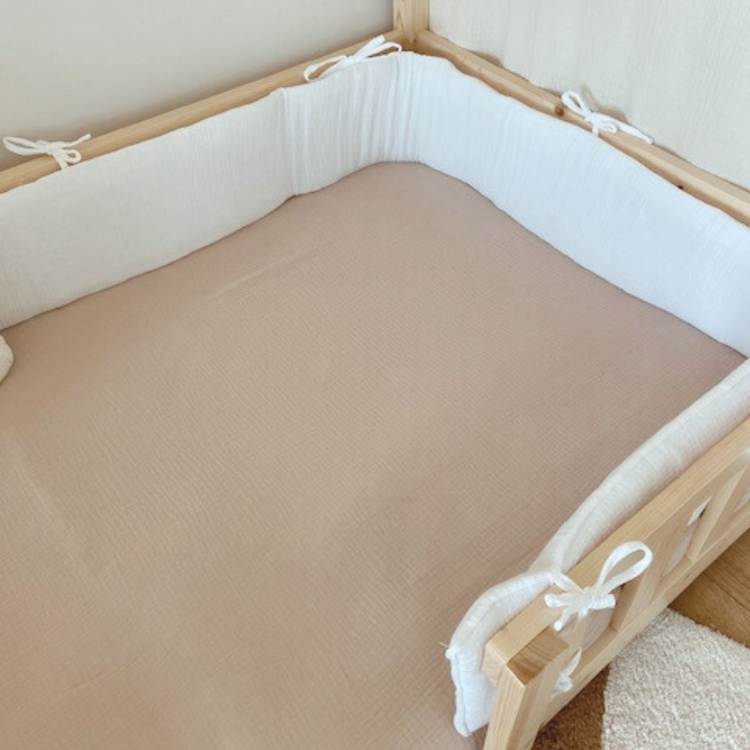 Witte dubbelgaas cabinebedbumper 