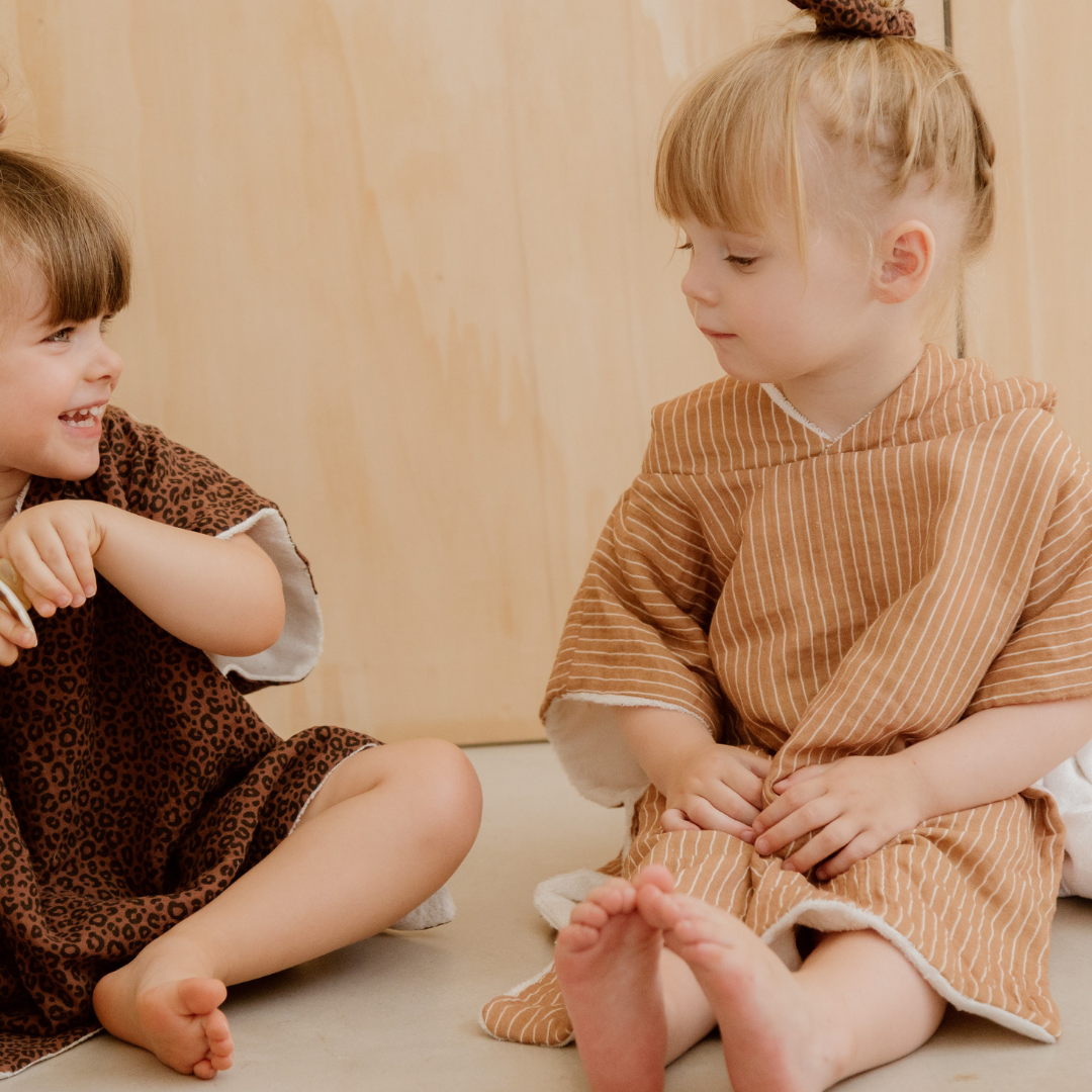Poncho de bain enfant rayures fines