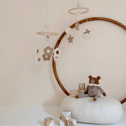 Mobile feutrine étoile lune et nuage