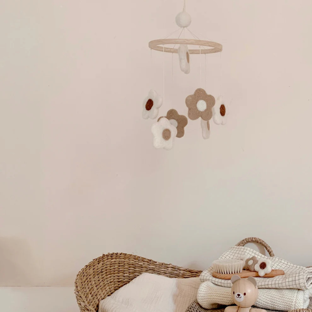 Mobile feutrine fleurs