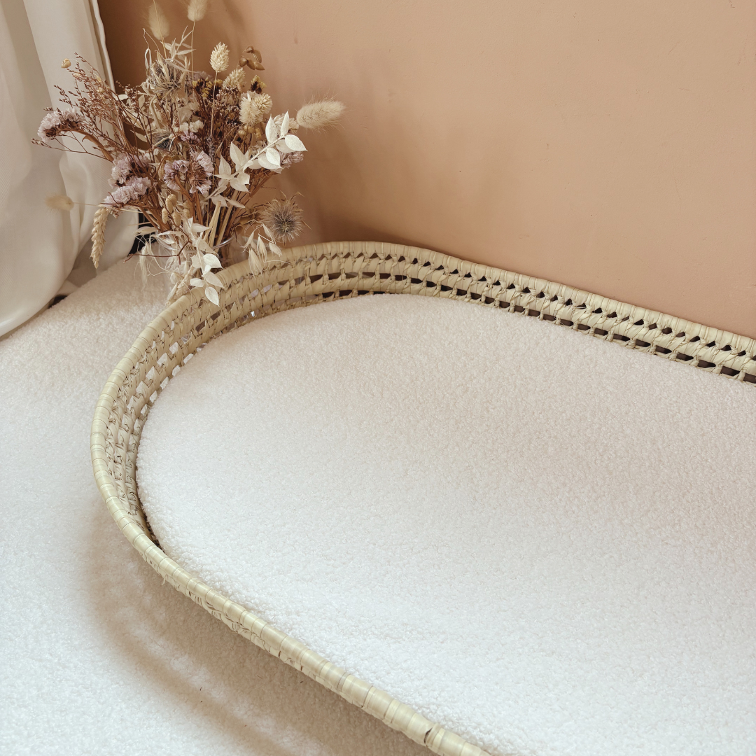 Panier à langer + matelas + housse bouclette