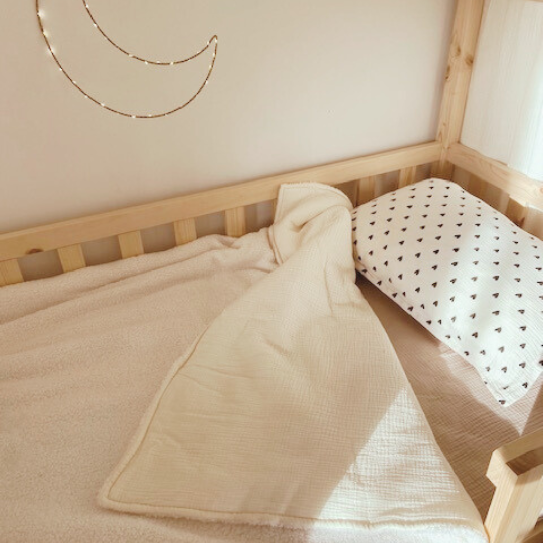 Couverture plaid enfant gaze de coton Ecru