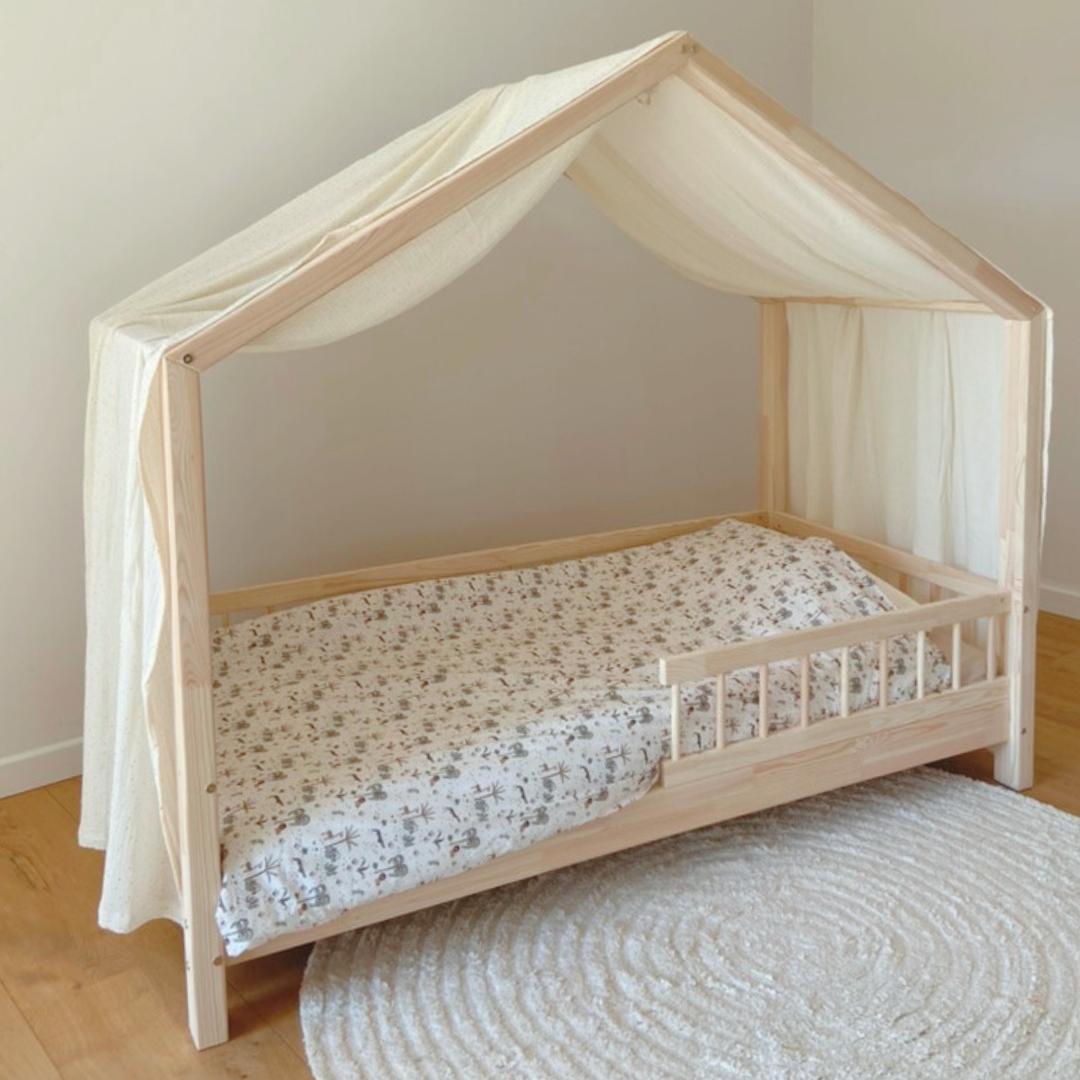 Ciel de lit cabane Ecru pois dorés en stock