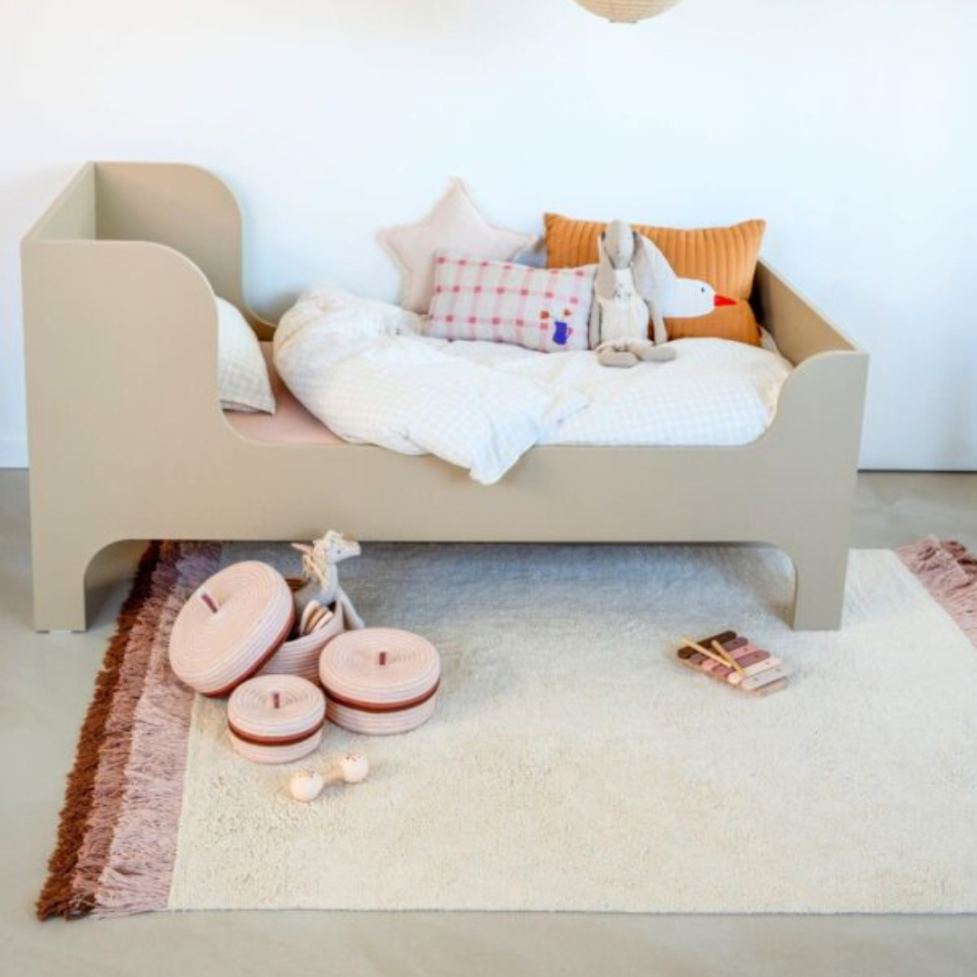 Tapis enfant beige