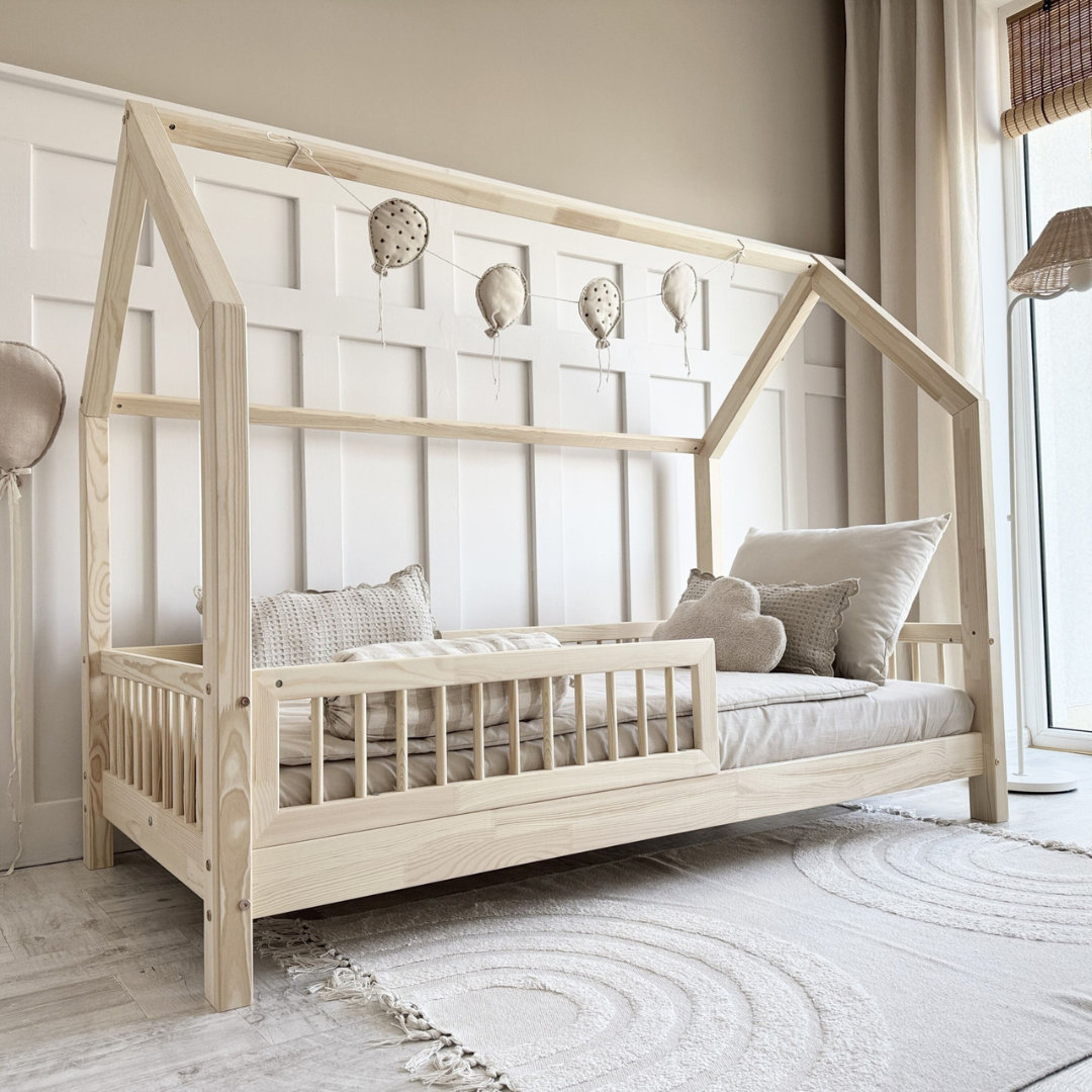 Lit cabane Montessori avec barrière Pia 80x160cm