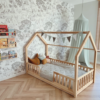 Lit cabane Montessori avec barrière Andrea 90x190cm Entrée au milieu