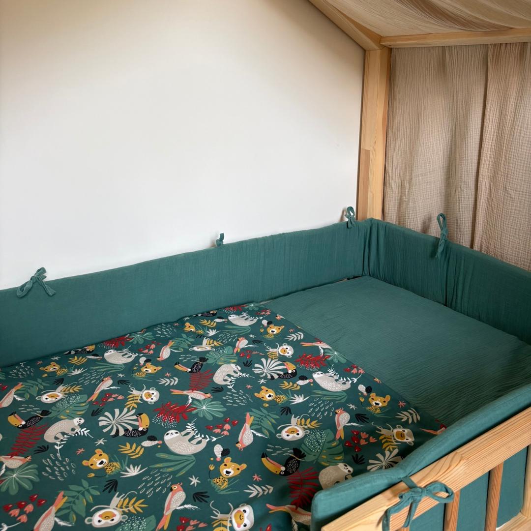 Tour de lit cabane double gaze vert eucalyptus