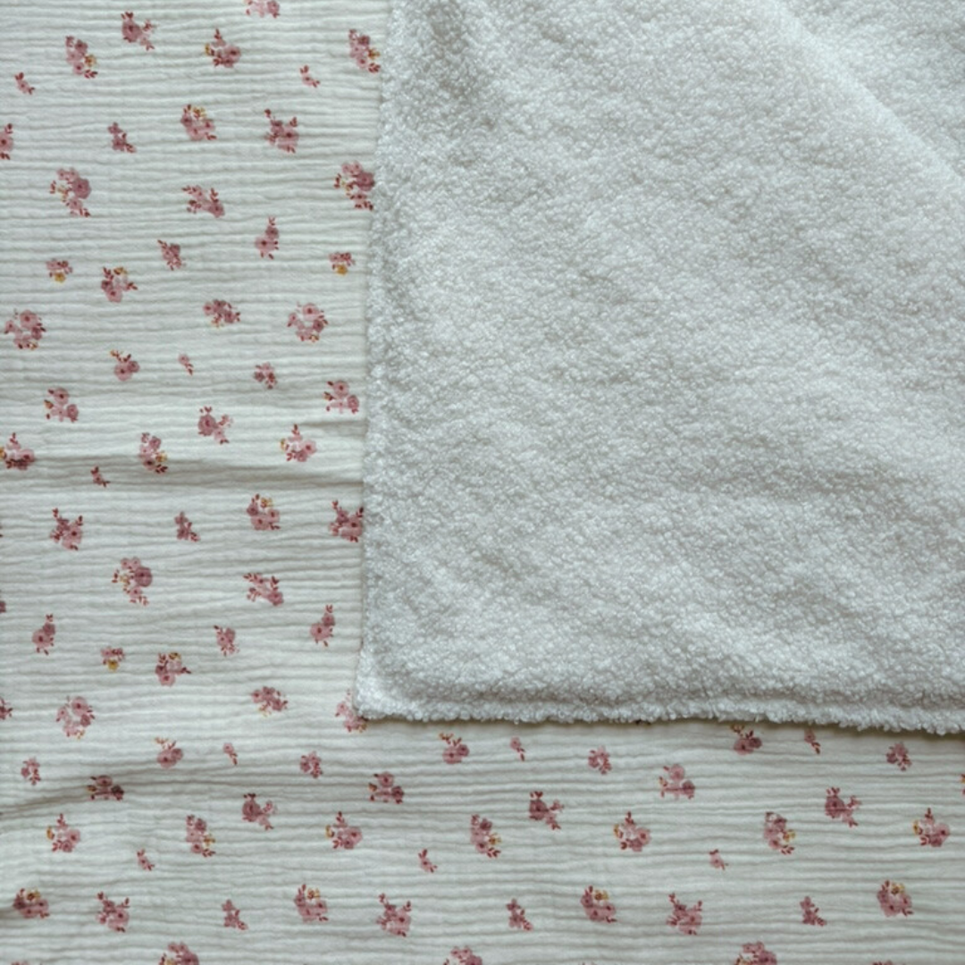 Couverture bébé écrue fleurie Hava