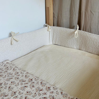 Tour de lit cabane tissu bouclette écru