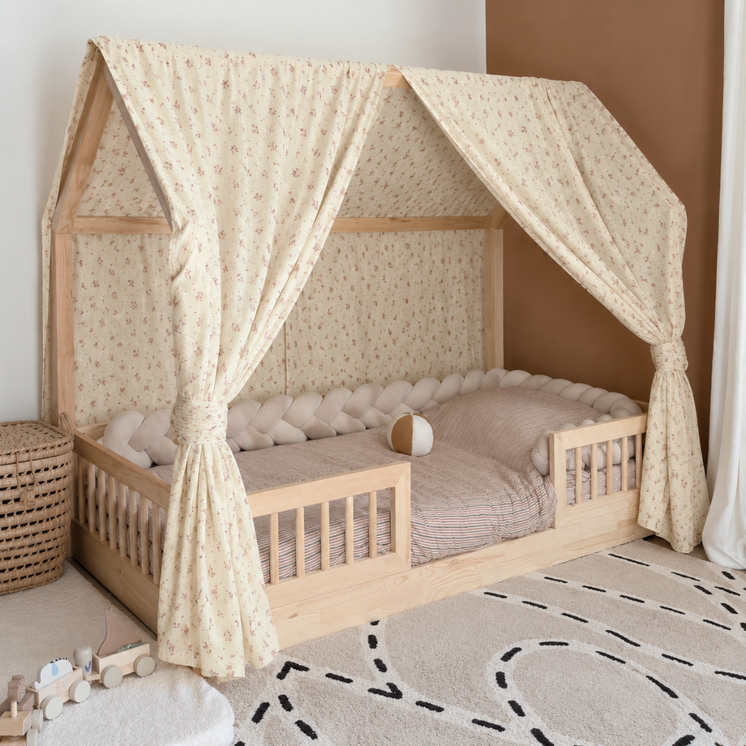 Set van 2 beige hemelbedden voor cabinebedden