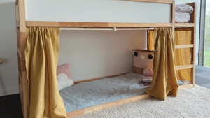 Rideaux lit Kura Ikea Jaune Moutarde imprimé étoiles