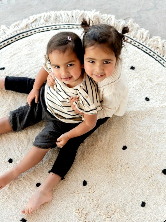Tapis Ecru à pois noirs