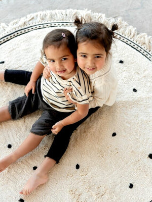 Tapis Ecru à pois noirs
