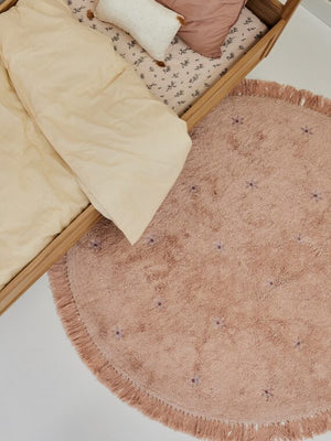 Tapis Rose à fleurs violettes