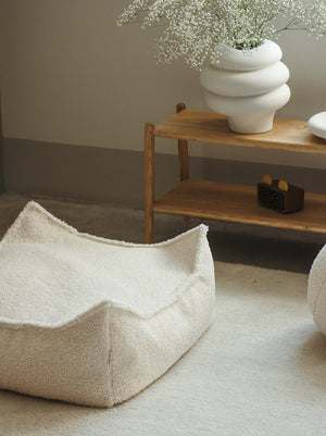 Pouf carré bouclette blanc