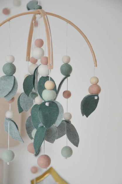 Mobile fait-main Vert &amp; rose
