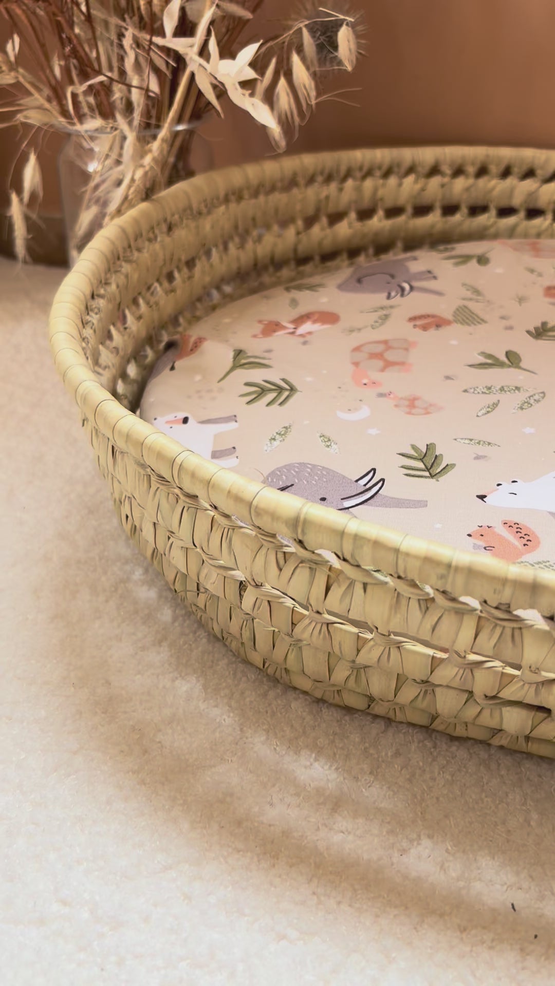 Panier à langer + matelas + housse animaux beige