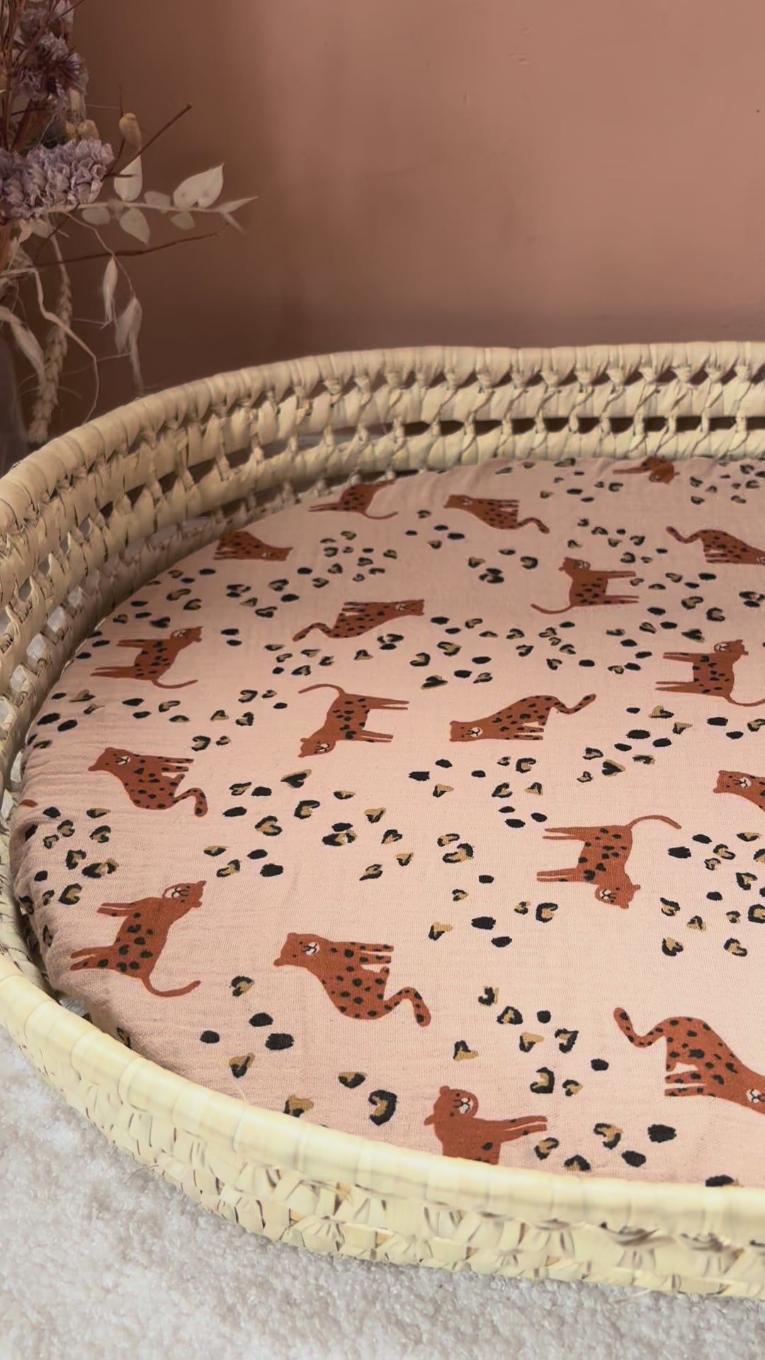 Panier à langer + matelas + housse leopard beige
