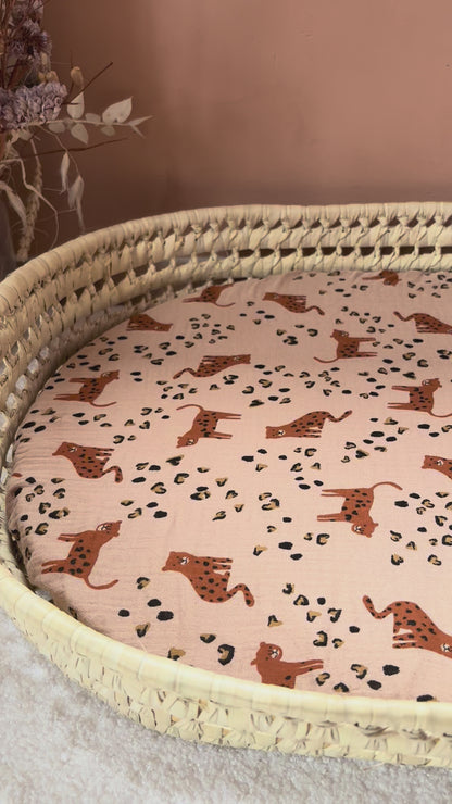 Panier à langer + matelas + housse leopard beige