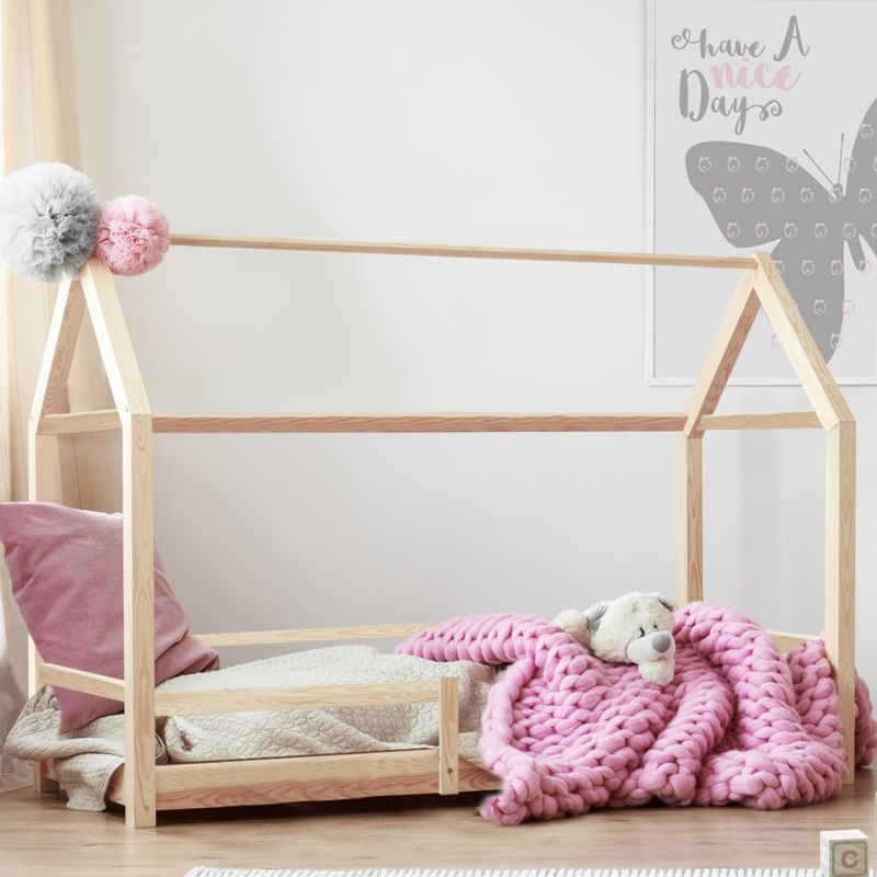 Letto a capanna in legno Montessori con barriera
