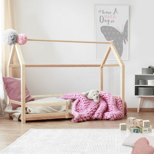 Letto a capanna in legno Montessori con barriera