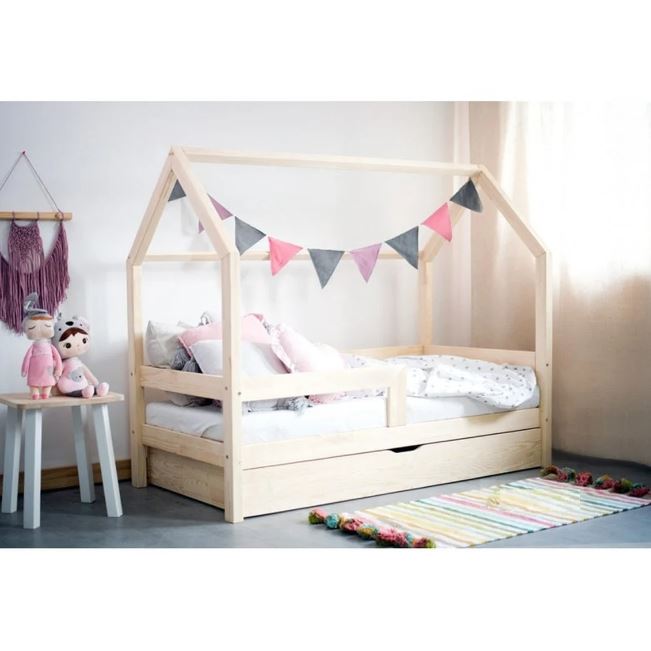 Houten kajuitbed met opberglade